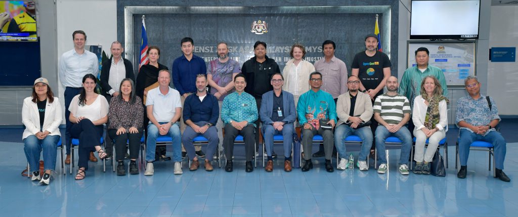KUNJUNGAN HORMAT DELEGASI MISI PERDAGANGAN DUTCH GEODATA PADA 27 FEBRUARI 2025