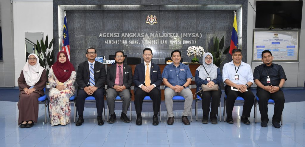 LAWATAN DELEGASI INSTITUT EKOSAINS BORNEO (IEB), UNIVERSITI PUTRA MALAYSIA SARAWAK (UPMS) PADA 8 JULAI 2025